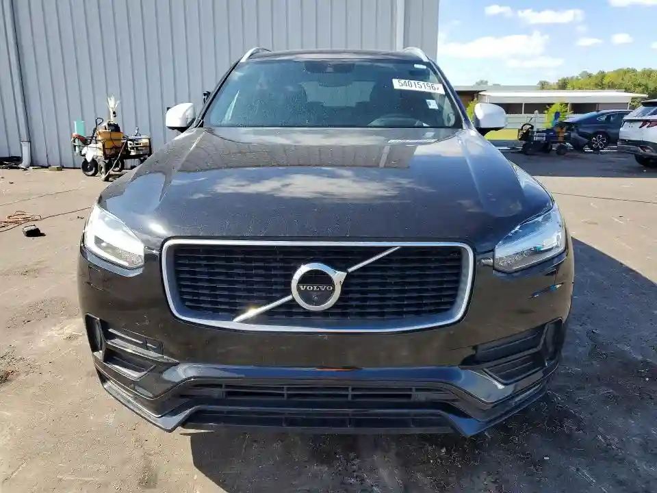 YV4A22PM4K1448612 2019 VOLVO XC90-4