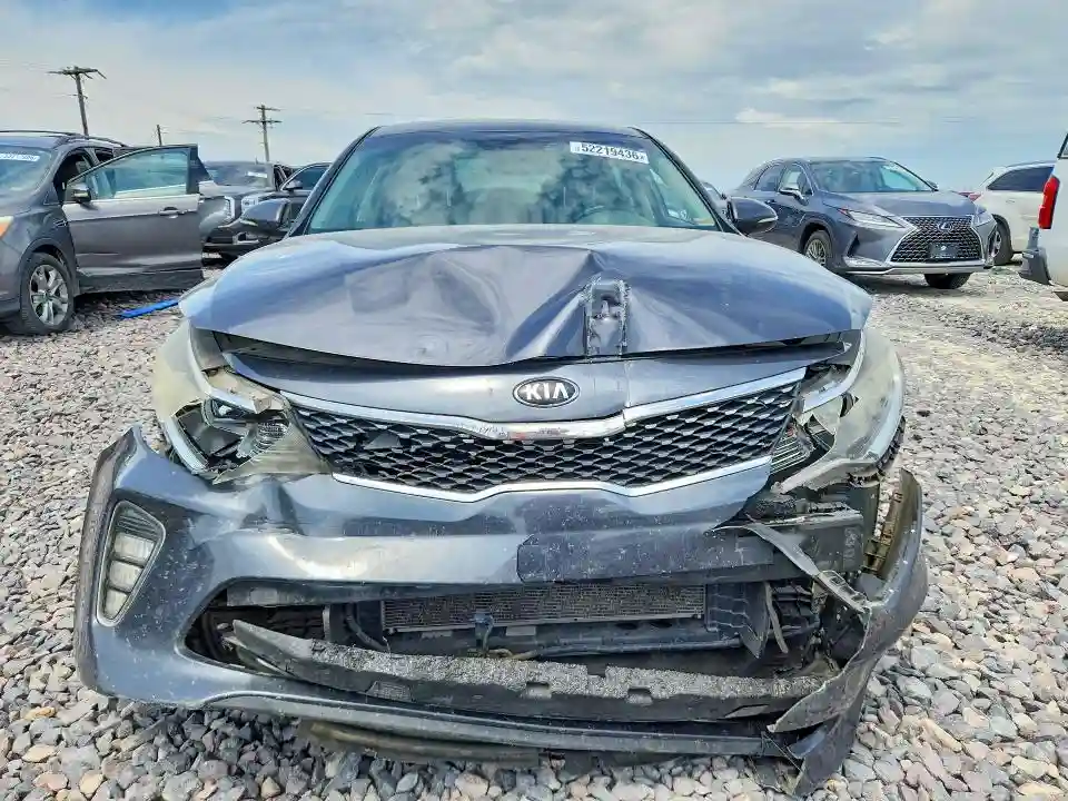5XXGT4L31JG217396 2018 KIA OPTIMA S-4