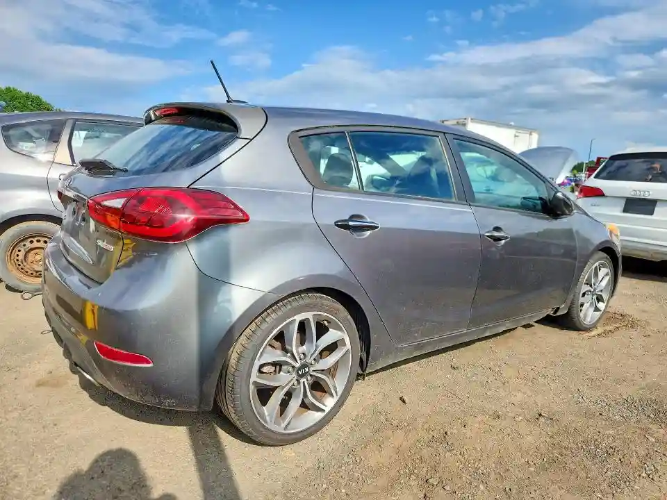KNAFZ5A35G5592172 2016 KIA FORTE-2
