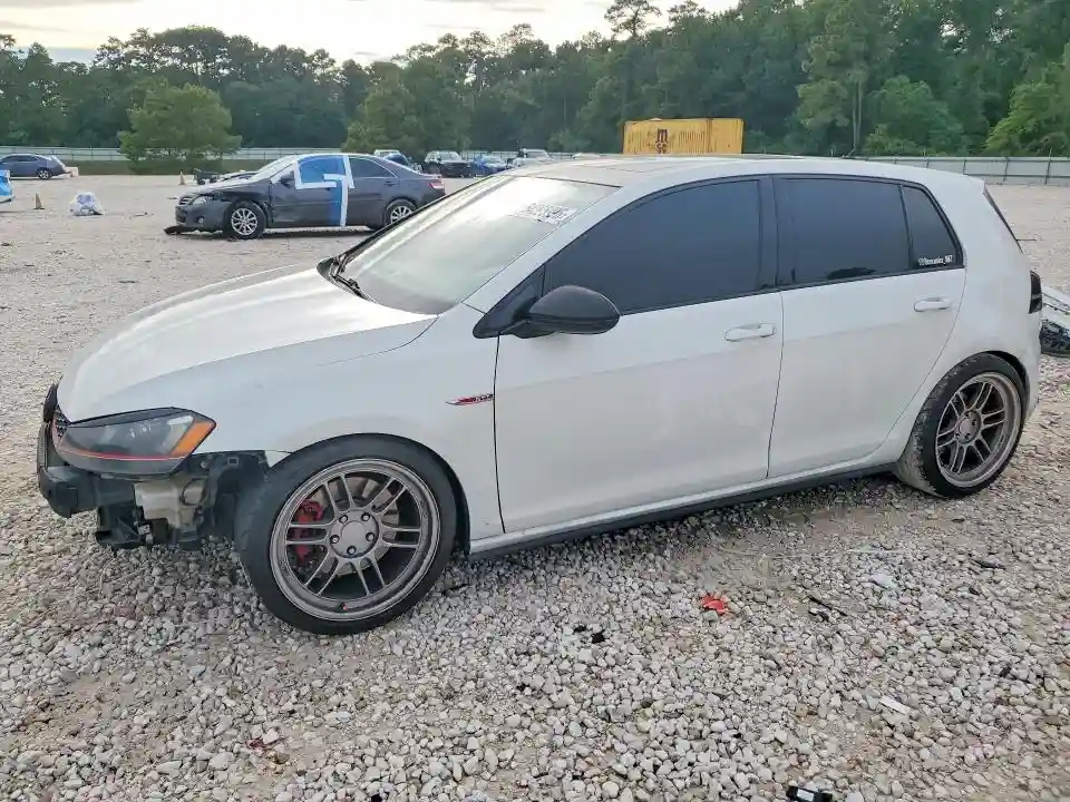 3VW4T7AU1FM051898 2015 VOLKSWAGEN GTI-0
