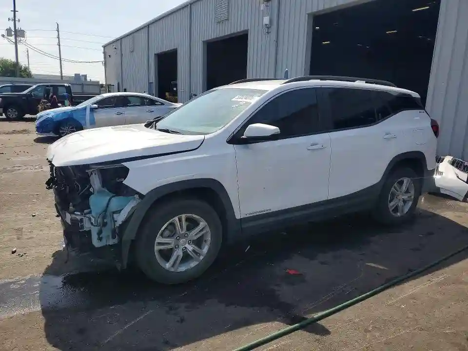 3GKALMEV5NL163958 2022 GMC TERRAIN-0