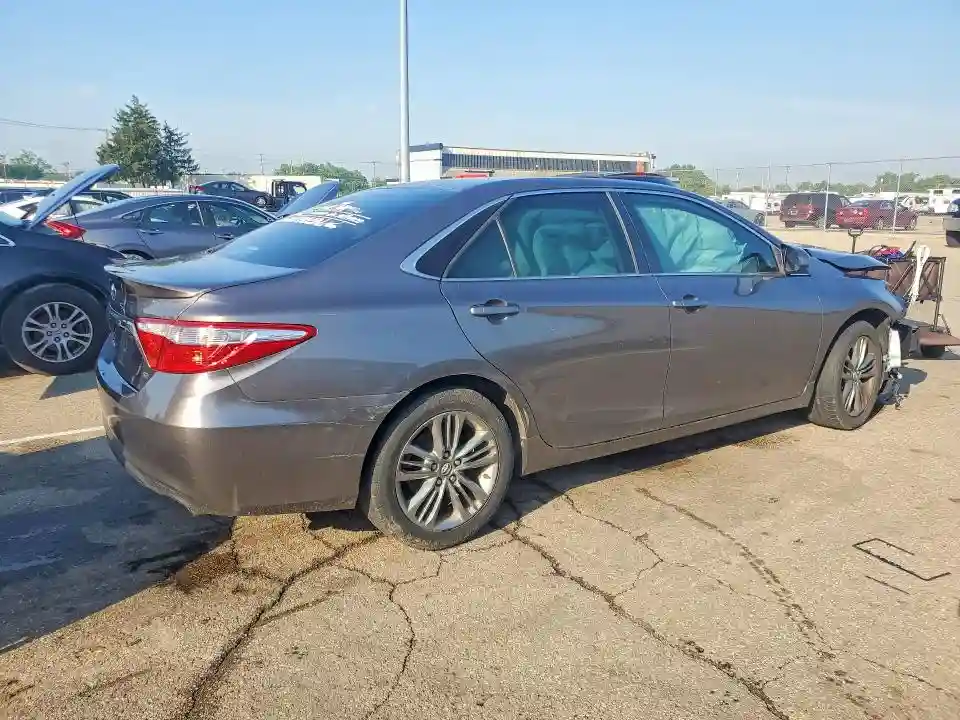 4T1BF1FK9GU240457 2016 TOYOTA CAMRY-2