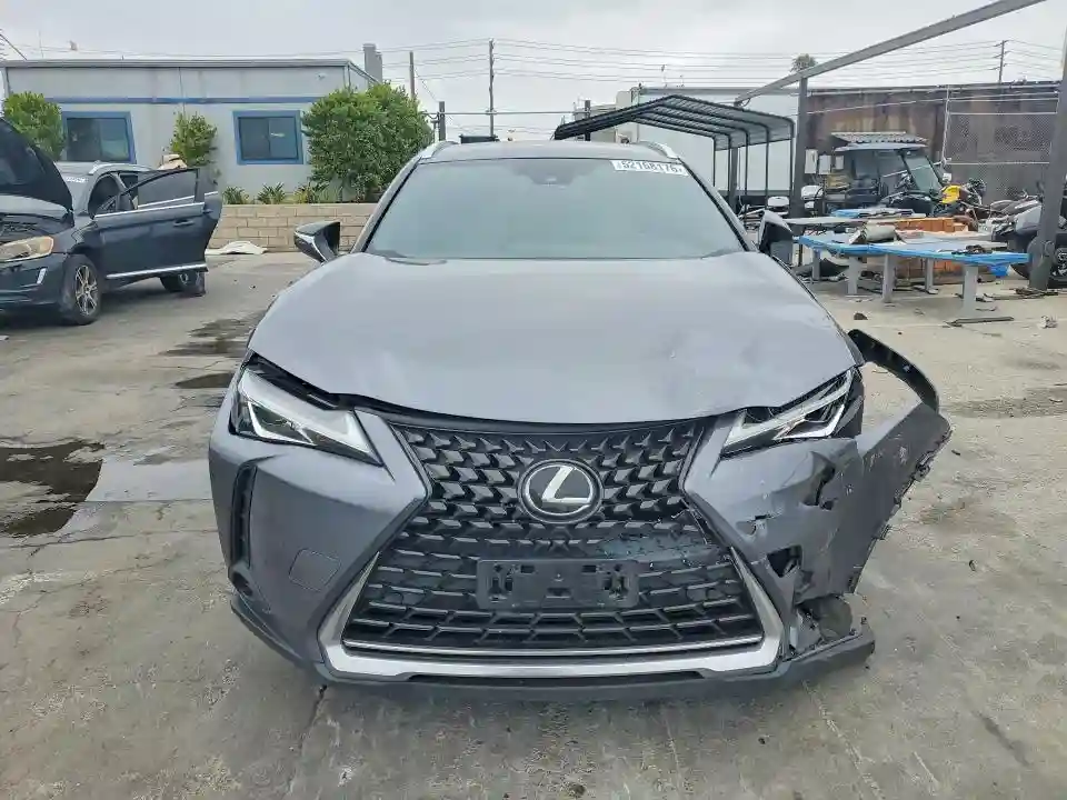 JTHX3JBH1M2036819 2021 LEXUS UX 200-4