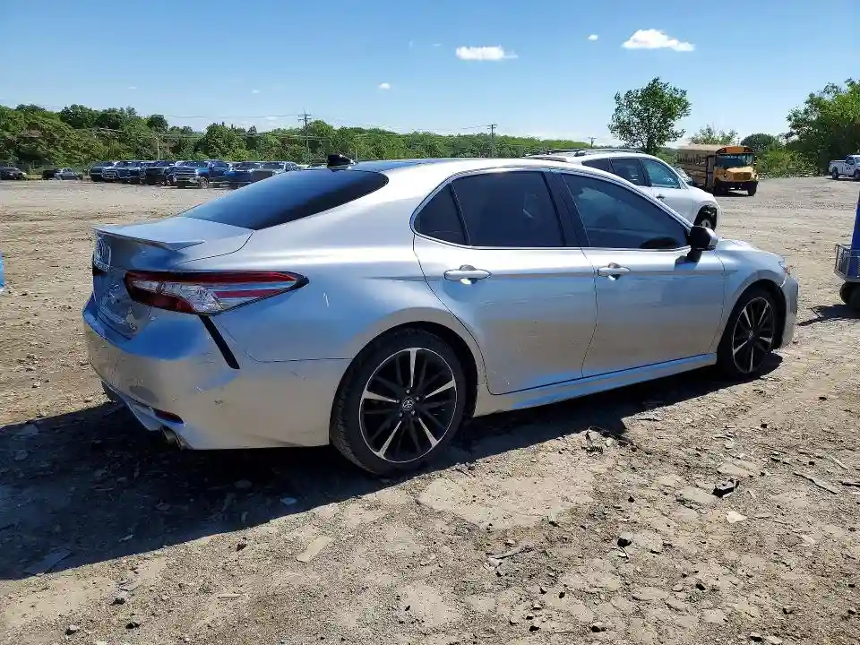 4T1B61HK9KU719404 2019 TOYOTA CAMRY-2