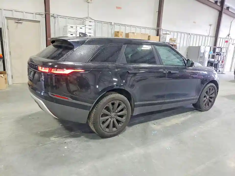 SALYL2RX0JA714446 2018 LAND ROVER RANGEROVER-2