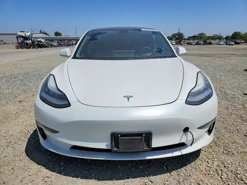 5YJ3E1EB5LF636532 2020 TESLA MODEL 3-4