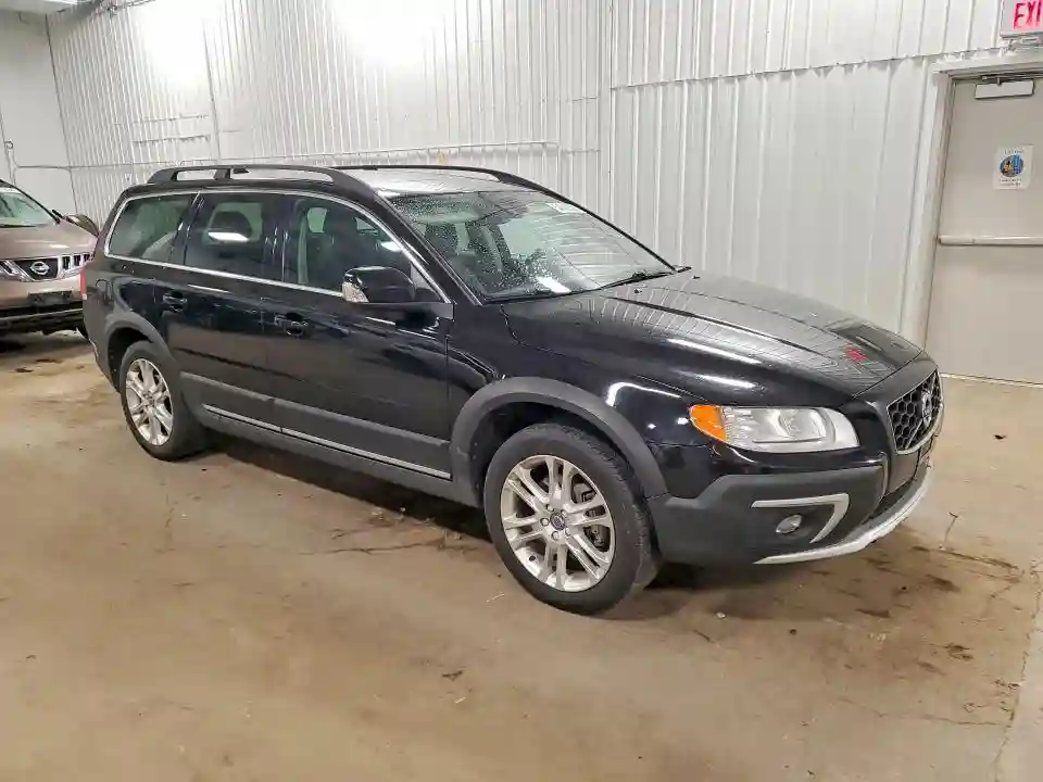 YV4612NK4G1237718 2016 VOLVO XC70-3