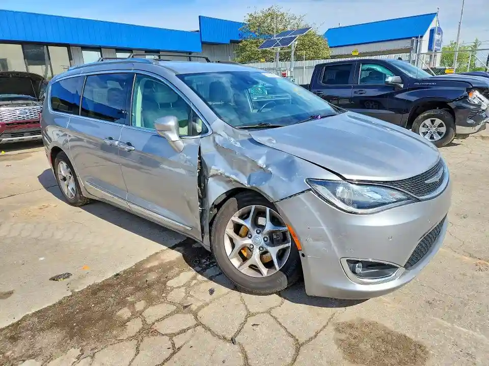 2C4RC1BG1JR333409 2018 CHRYSLER PACIFICA-3