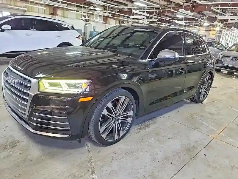 WA1C4AFY7J2123766 2018 AUDI SQ5-0
