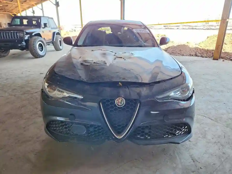 ZARFAMBN2K7600882 2019 ALFA ROMEO GIULIA-4