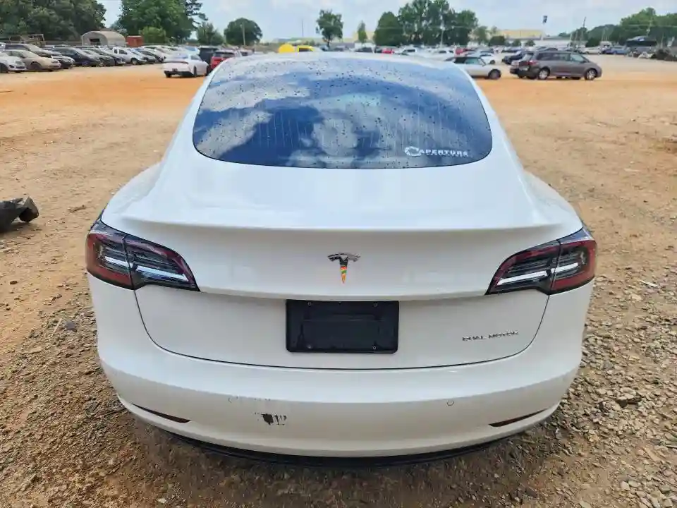 5YJ3E1EB2LF665339 2020 TESLA MODEL 3-5