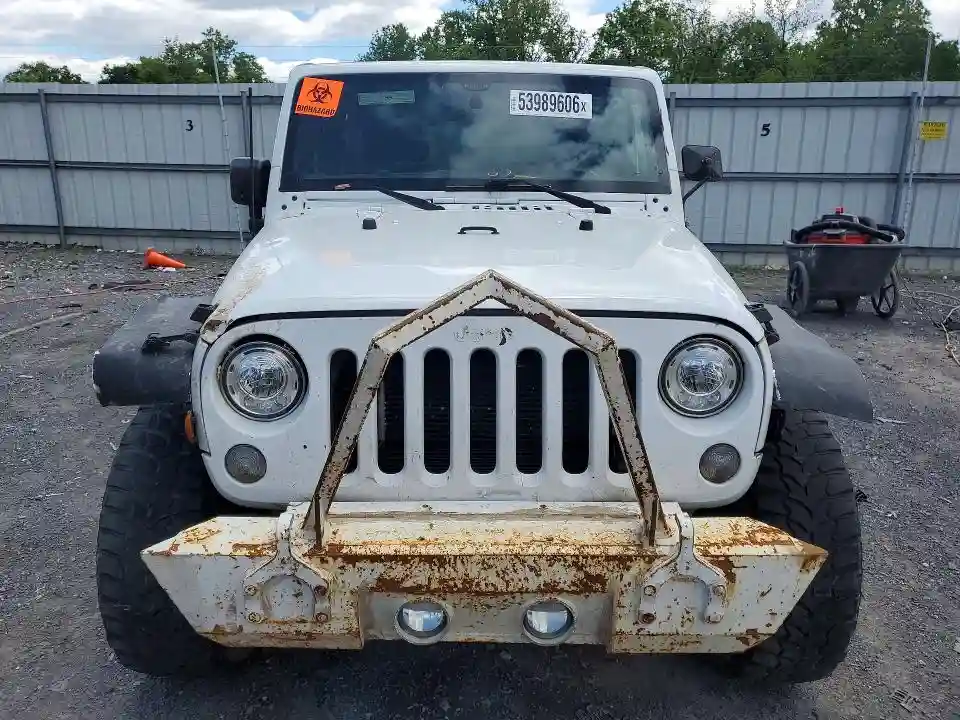 1C4BJWDG2HL678422 2017 JEEP WRANGLER-4