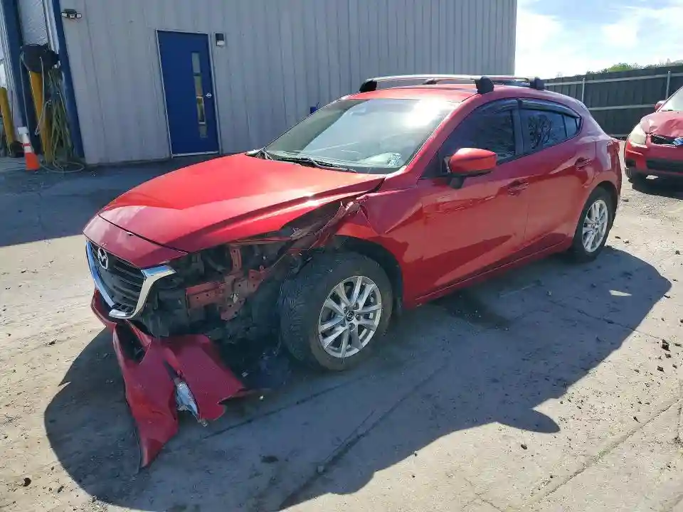 3MZBN1K71JM209043 2018 MAZDA 3-0