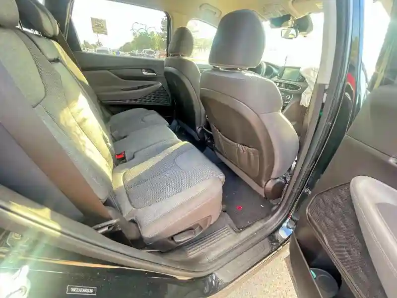 5NMS33AD3KH021706 2019 HYUNDAI SANTA FE-5