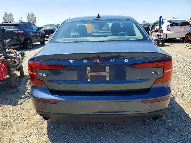7JR102FK9LG047811 2020 VOLVO S60-5