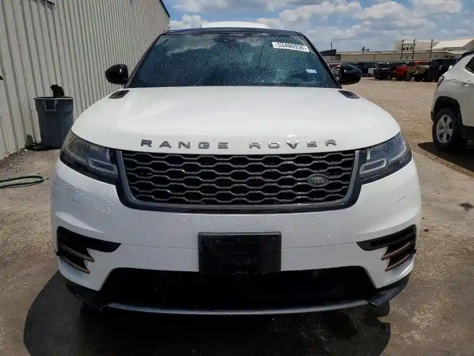SALYL2RX8JA735867 2018 LAND ROVER RANGEROVER-4