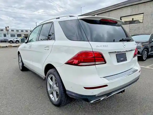 4JGDA5HB9JB073760 2018 MERCEDES-BENZ GLE-CLASS-2