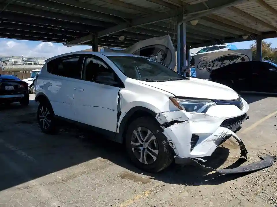 JTMZFREVXJJ748135 2018 TOYOTA RAV4-3
