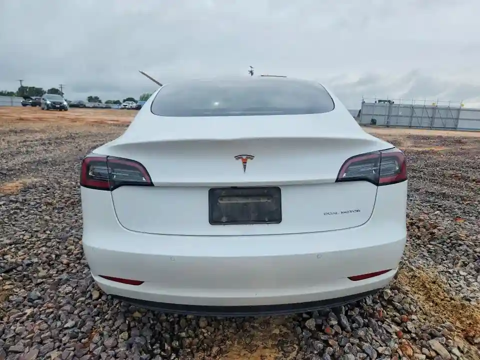 5YJ3E1EB6NF359893 2022 TESLA MODEL 3-5