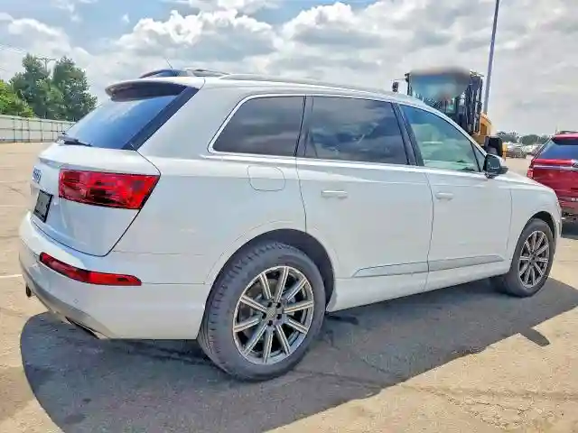 WA1LAAF70KD023577 2019 AUDI Q7-2