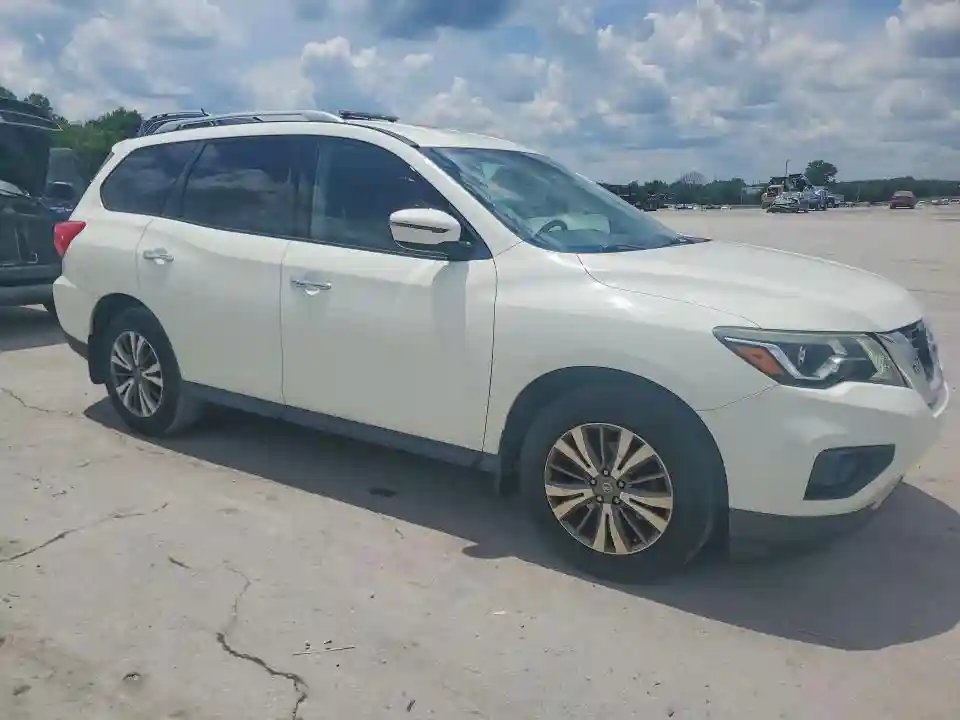 5N1DR2MN7HC674774 2017 NISSAN PATHFINDER-3