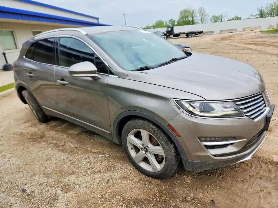 5LMCJ1D93GUJ15180 2016 LINCOLN MKC-3