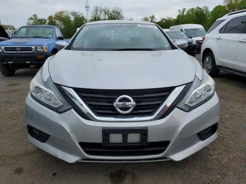 1N4AL3AP0HC287879 2017 NISSAN ALTIMA-4