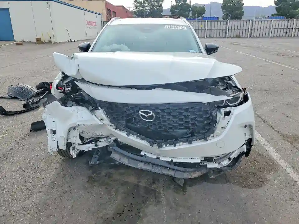 7MMVABBM5SN305188 2025 MAZDA CX-50-4