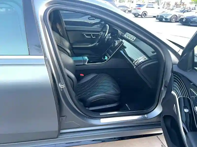 W1K6G6DB1NA105593 2022 MERCEDES-BENZ S-CLASS-4