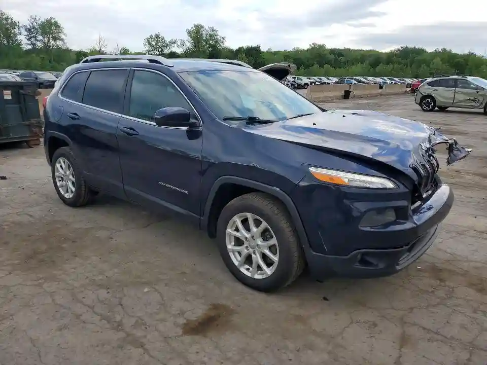1C4PJMCS6GW131926 2016 JEEP CHEROKEE L-3