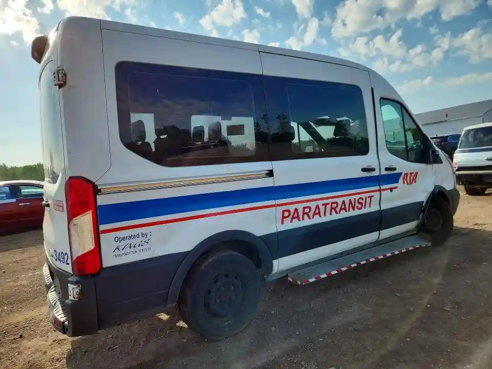 1FMZK1CM0JKB31369 2018 FORD TRANSIT-2