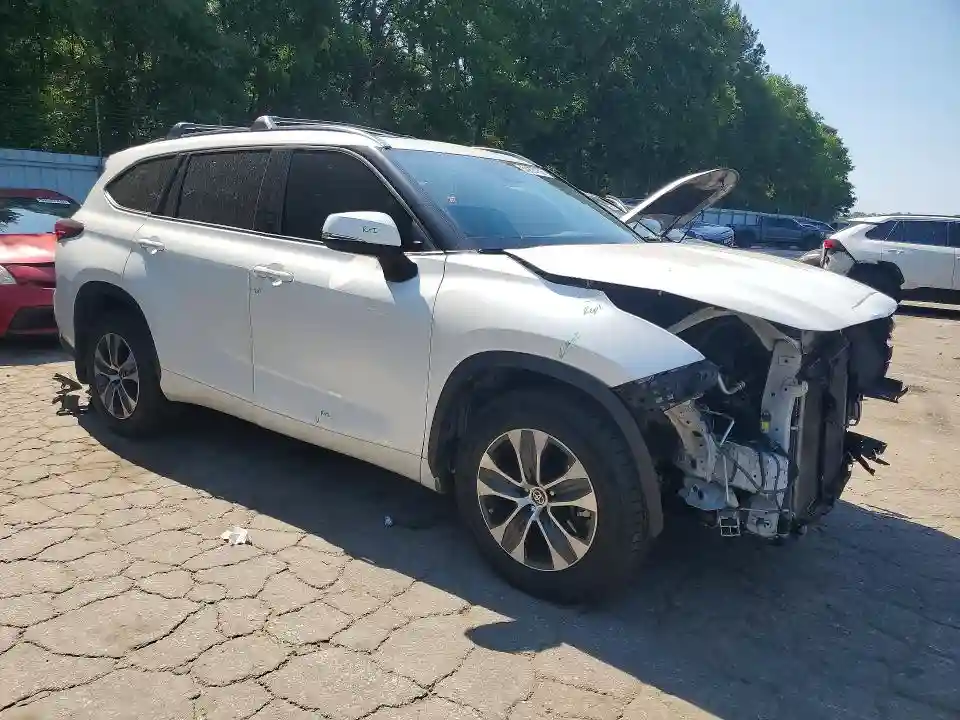 5TDGZRBH2MS130974 2021 TOYOTA HIGHLANDER-3