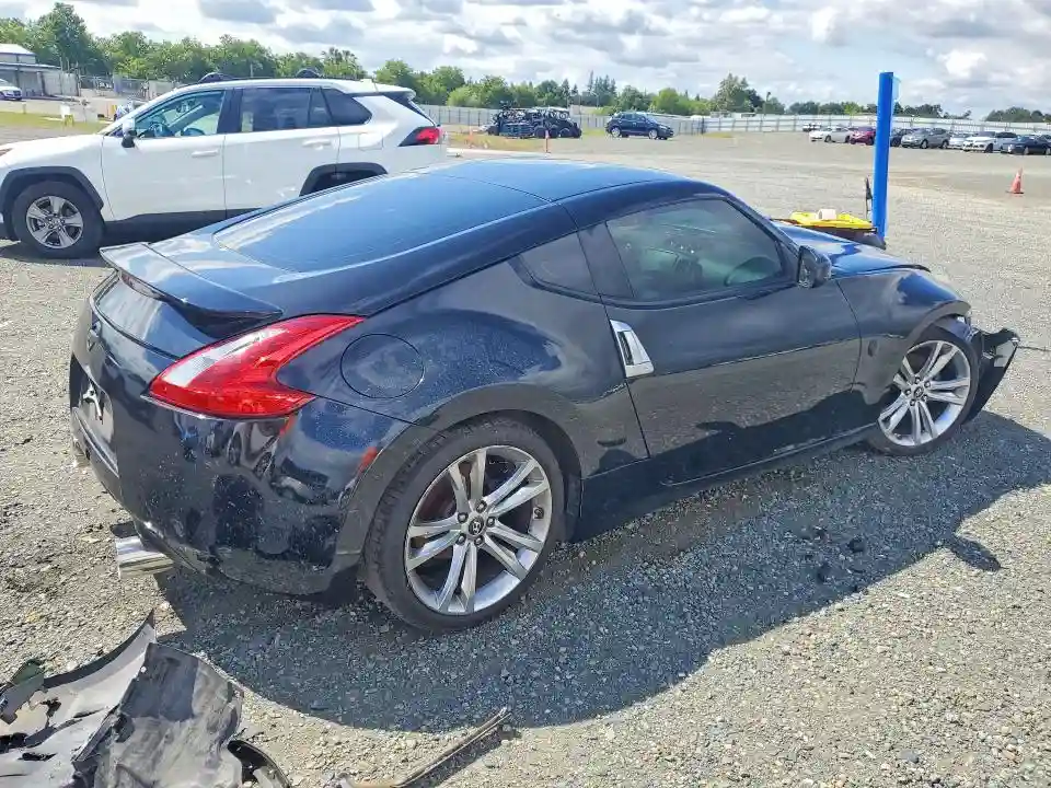 JN1AZ4EH6HM953402 2017 NISSAN 370Z-2