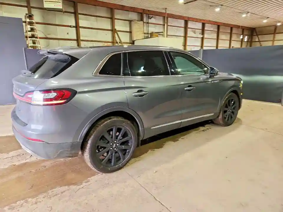 2LMPJ8K91MBL13682 2021 LINCOLN NAUTILUS-2