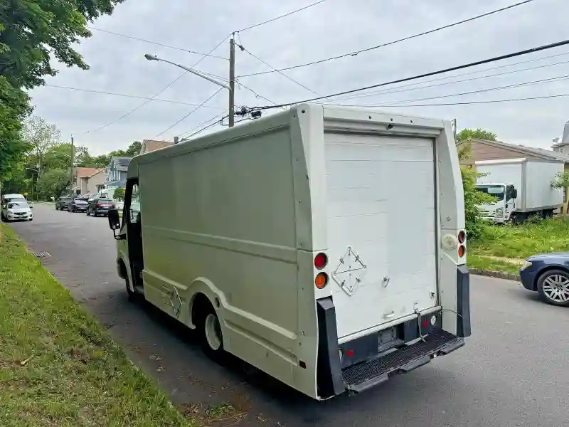 JALB4T170H7W00786 2017 ISUZU NPR-2