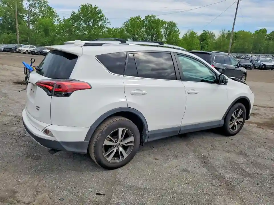 2T3RFREV5GW476443 2016 TOYOTA RAV4-2