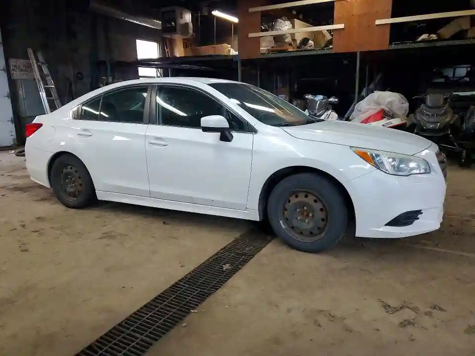 4S3BNCA68F3002469 2015 SUBARU LEGACY-3