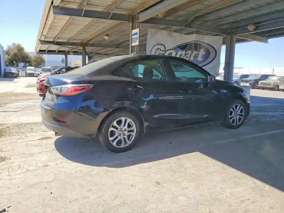 3MYDLBZV2GY114022 2016 SCION IA-2
