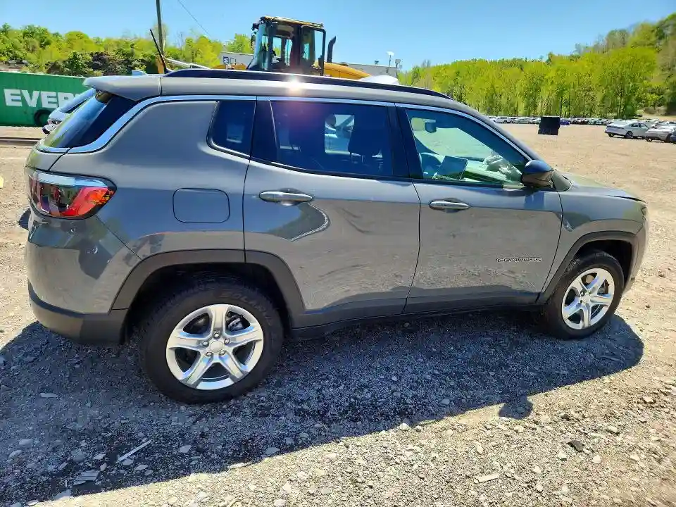 3C4NJDBN7RT607127 2024 JEEP COMPASS-2