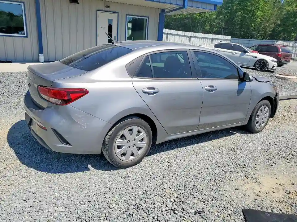 3KPA24AD4NE464091 2022 KIA RIO-2