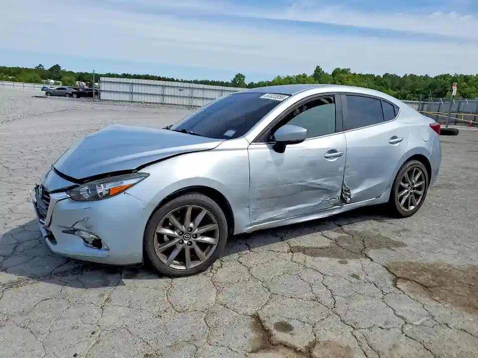 3MZBN1V38JM197790 2018 MAZDA 3-0