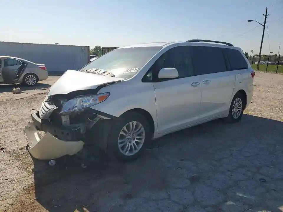 5TDYK3DC0FS561534 2015 TOYOTA SIENNA-0