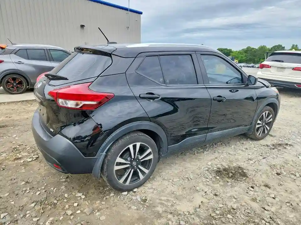 3N1CP5CU8JL545004 2018 NISSAN KICKS-2