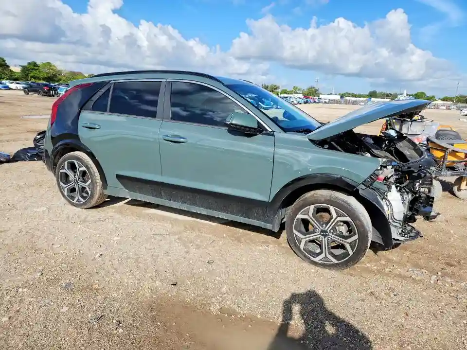 KNDCT3LEXR5201935 2024 KIA NIRO-3