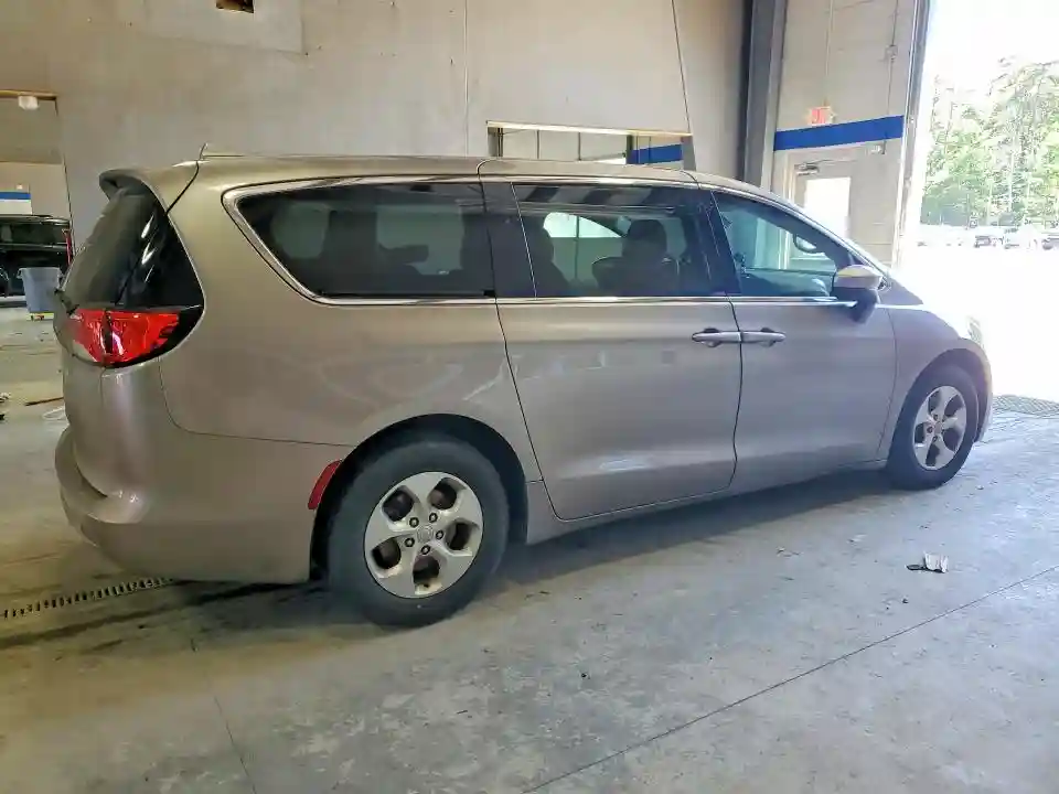 2C4RC1CG4HR635771 2017 CHRYSLER PACIFICA-2