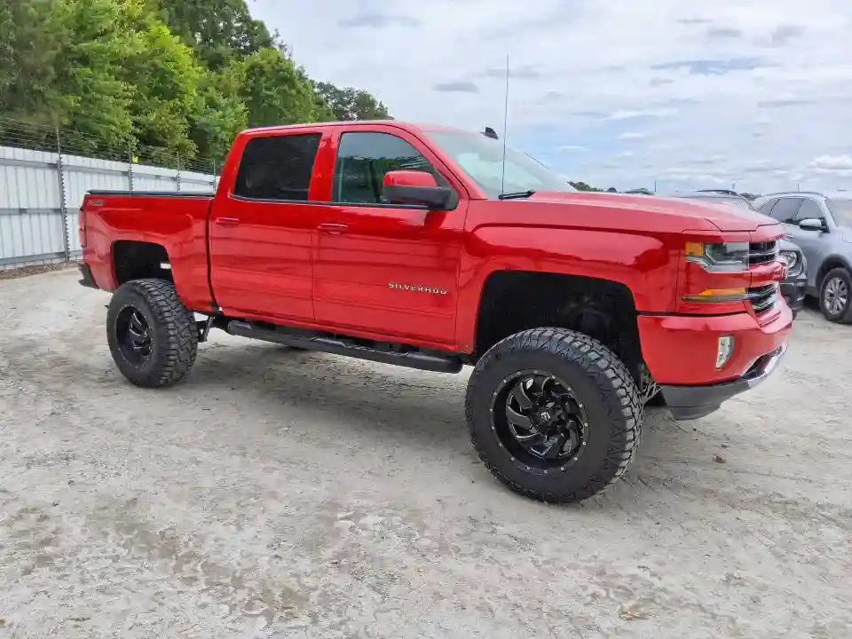 3GCUKREC8HG178040 2017 CHEVROLET SILVERADO-3