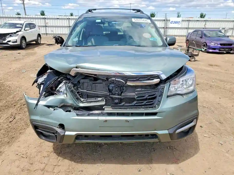JF2SJAGC2HH536975 2017 SUBARU FORESTER-4