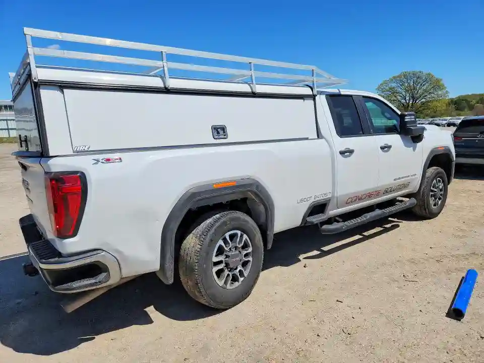 1GT59SE72RF380336 2024 GMC SIERRA-2