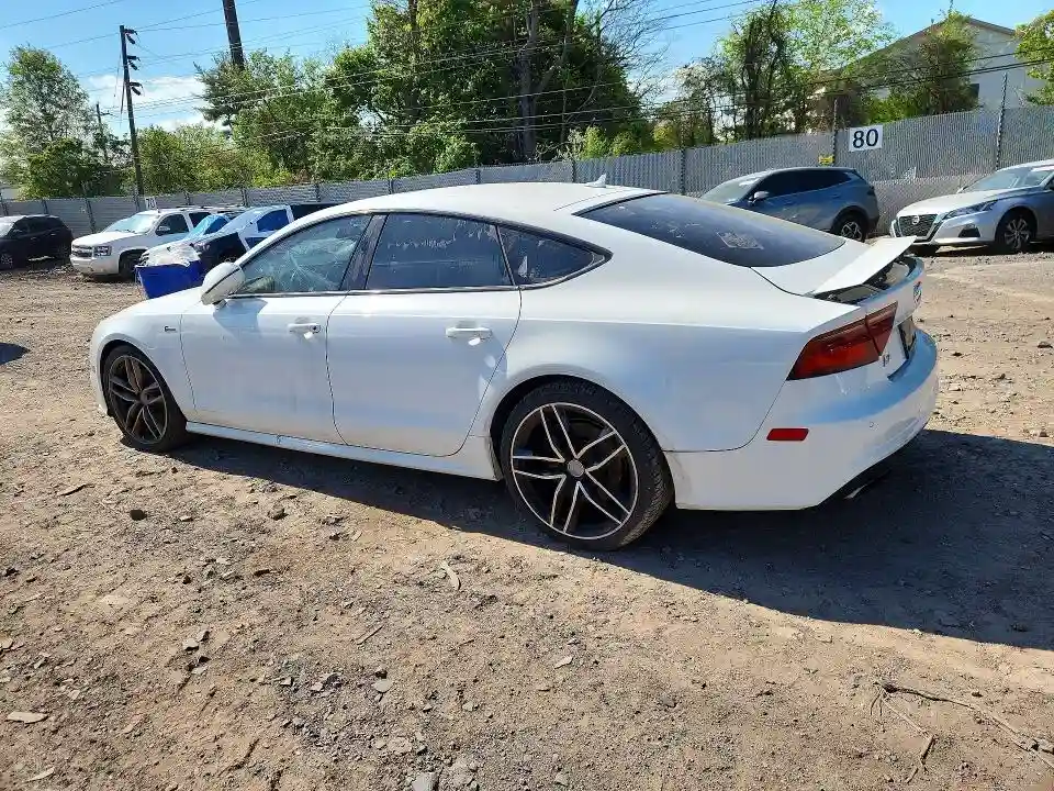 WAUWGBFC3GN069438 2016 AUDI A7-1