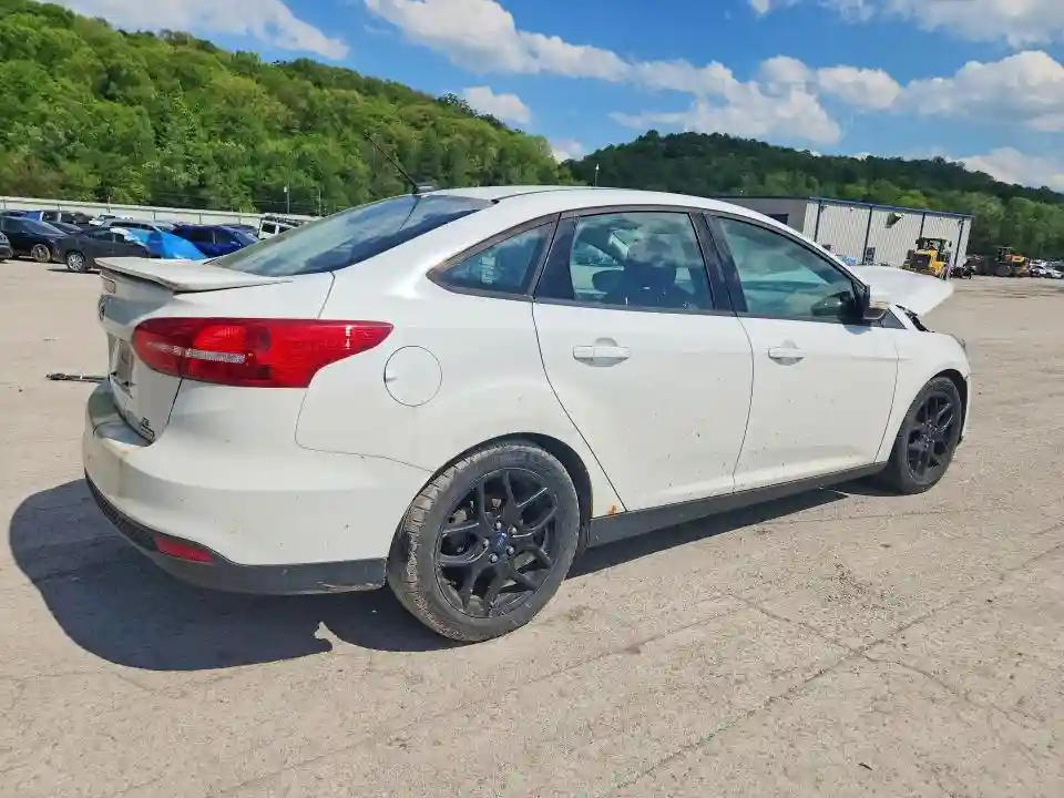 1FADP3F23FL333703 2015 FORD FOCUS-2